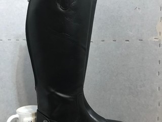 11.41. OFICERKI SKÓRZANE FIRMA STEEDS, ROZMIAR 41, ŁYDKA 41CM, WYS.: 45CM