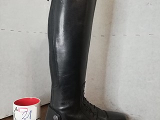 21.36. oficerki skórzane, firma steeds, rozmiar 36 Slim Short, łydka 34cm, wys.: 41cm, wkładka 25cm