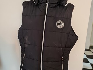 kamizelka Felix Buhler, r. XL, czarna, ocieplana, z kapturem, bdb