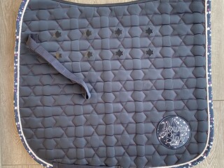 Pad Eskadron ys navy