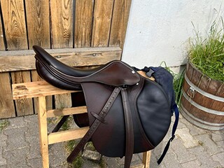 Siodło skokowe HB Contact