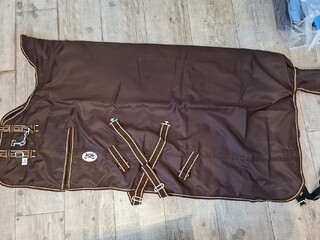 derka Jw-reitsport, r. 125 cm, 0 g, brązowa, padokowa, przedłużana szyja, z polarem, NOWA