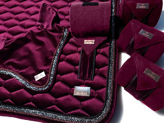 HORSS Velvet Glam Merlot