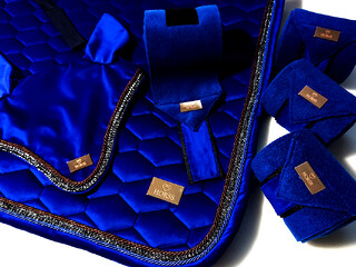 HORSS Velvet Glam Reflex blue