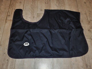 derka Jw Reitsport, r. 135 cm, treningowa, granatowa, NOWA