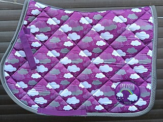 Eskadron young star pad glossy sweetberry vs