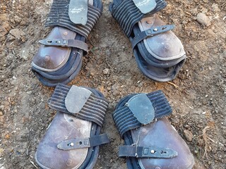 Ochraniacze z żelową wkladka, na kołki full komplet przod i tyl