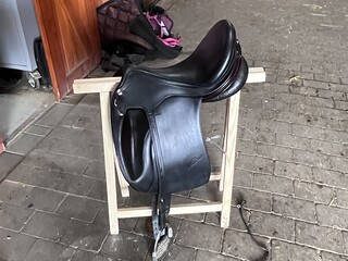 Erreplus Vittoria 17/33 / 31,5 (opis)