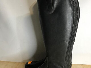 214.40. Ocieplane buty do jazdy, roz: 40 Wide, łyd: 40-42cm, wys: 44cm