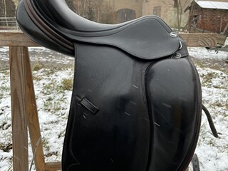 Erre Plus ujeżdżeniowe 17” łęk średni 33