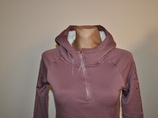 bluza Felix Buhler , r. 140 cm , różowa ze złotymi napisami , młodzieżowa, bdb