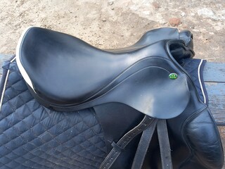 Siodło Prestige Appaloosa model Rialto 17