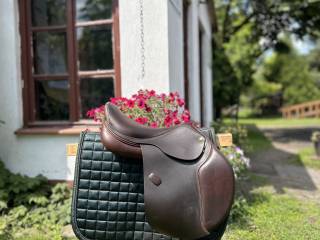 Siodło skokowe Acavallo Veneziano 17,5 na wełnie, prawie nowe