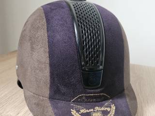 Kask jeździecki