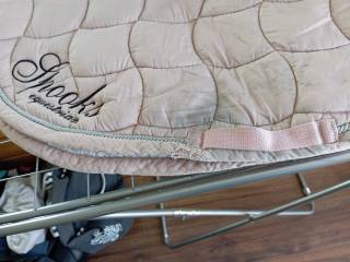 Różowy czaprak Spooks łezka