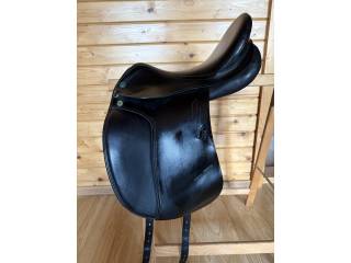 Siodło Prestige Roma Dressage 17, łęk 32 mało używane