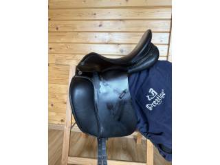 Siodło Prestige Top Dressage sp 17, łęk 33 niewiele używane