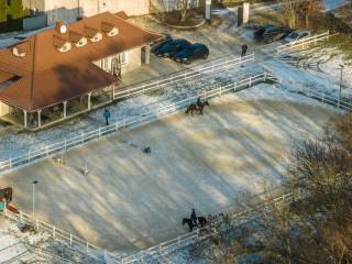 Kameralna stajnia Equis Concordia