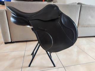 Siodło skokowe Stübben Edelweiss deluxe 17"