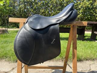 Siodlo skokowe na wyklebionego i wąskiego konia -nabudowa mięśni gwarantowana 16,5”/NM