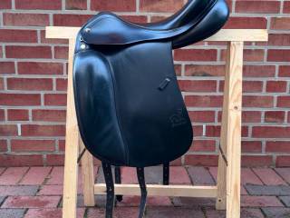 Siodło ujeżdżeniowe Prestige Top Dressage 17/33