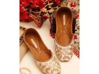 Stop Searching Forever for Juttis That Are Actually Worth Buying