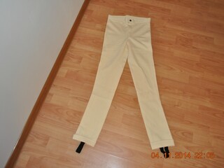 bryczesy kremowe, r. 36/38, NOWE