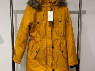 Sprzedam kurtkę zimową ADPT, parka long golden yellow, rozmiar M – idealna na zimę!