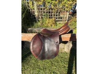 Siodło CWD SE02 17,5 cali