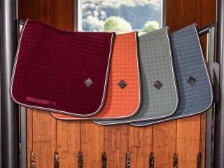 Czaprak Kentucky full ujezdzeniowy DL