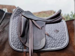 Czaprak Kentucky full ujezdzeniowy DL wool szary