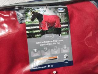 Derka whaterbeeta padokowa 140cm czerwona 50g , 1200D