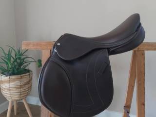 Siodło skokowe Premiere Equine