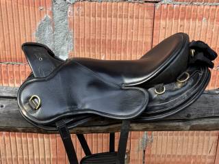 siodło rajdowe PODIUM PRO SHORT 17”