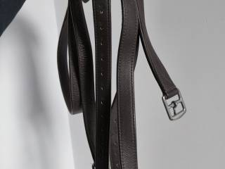 Puśliska brązowe skórzane