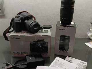 Lustrzanka Canon EOS 2000D 2 obiektywy 18-55mm 75-300mm na gwarancji