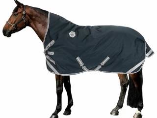 derka Felix Bühler Paddock Reflective Regularneck , 1680 DEN, granat, r. 145 cm, 200 g, padokowa, używana