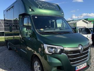 Koniowóz Renault Master 5 osobowy z zabudową Prentki