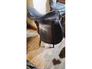 Siodło ujeżdżeniowe niemieckie