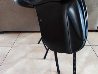 Siodło ujeżdżeniowe Kent Masters 17 wymienne łęki