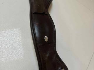 Popręg ujeżdżeniowy Horze 45 cm brązowy skórzany