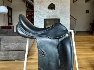 Prestige Passion K Dressage Dream, siedzisko 17”, łęk 33