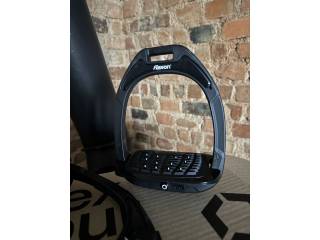 Strzemiona Flex-on czarne nowe