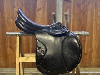 Sprzedam siodło skokowe Kentaur Titan Carbon III