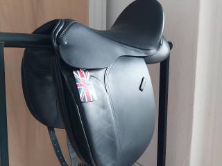 Siodło ujeżdżeniowe Clardige House wymienne łęki