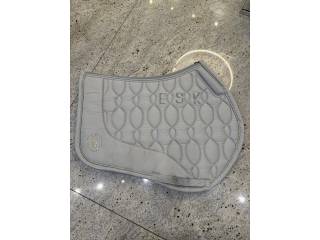 Sprzedam czaprak i nauszniki eskadron