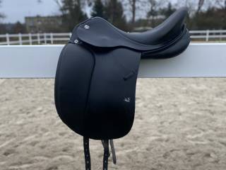 Siodło ujeżdżeniowe Prestige Doge Classic