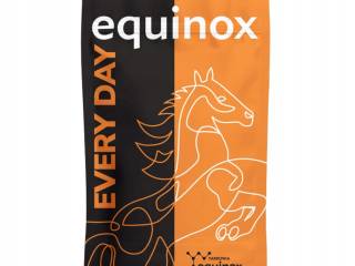 Suplement dla koni Yarrowia Equinox Every Day kondycja i odporność 900g