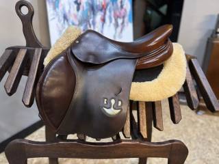 Siodło skokowe Bruno Delgrange Virtuose 17"