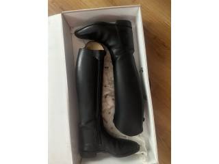 Oficerki ujezdzeniowe